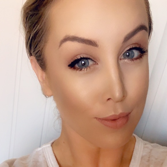 Meet your Posher, Bailey - Picture 1 of 1